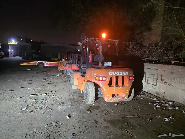 رافعات شوكية 7طن للايجار فوركلفت7طن للايجار شهري وسنوي 2