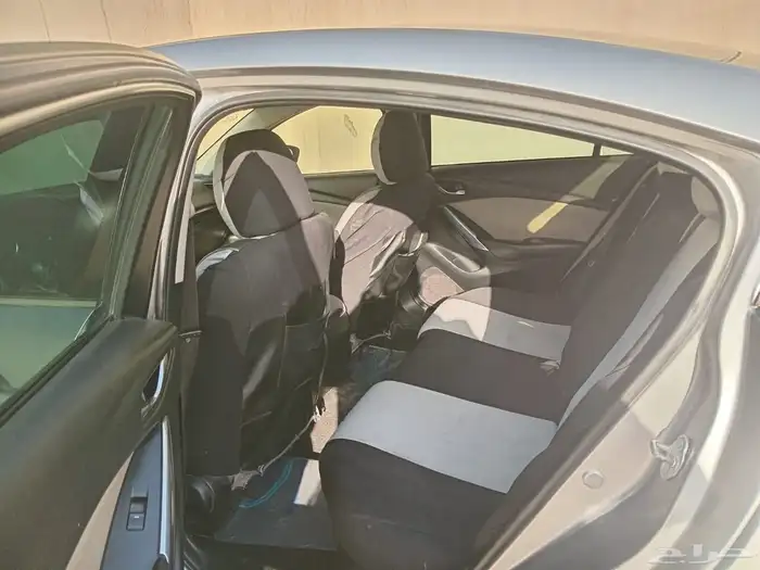 مازدا رمادي 6