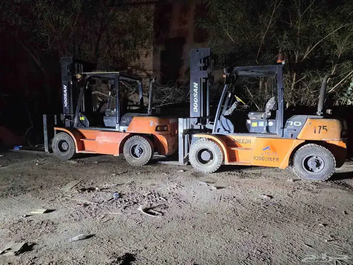 رافعات شوكية 7طن للايجار فوركلفت7طن للايجار شهري وسنوي 6