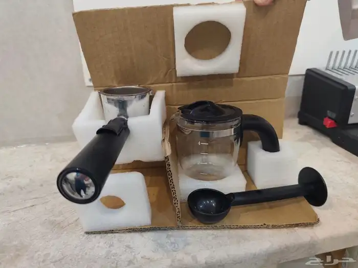 مكينة قهوة جديدة استخدام يومين فقط 1