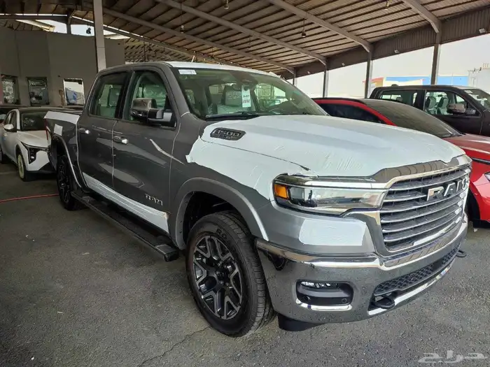 دودج رام 1500 لارامي موديل V6 تيربو موديل 2025 اقل سعر 1