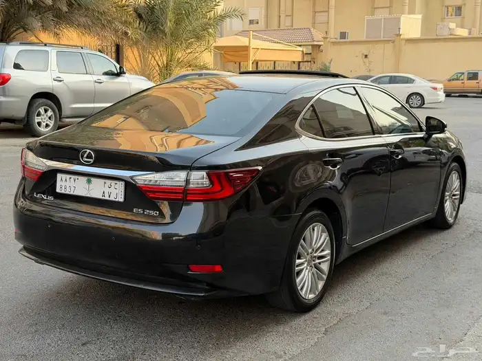 لكزس 2016 es250 سعودي 7