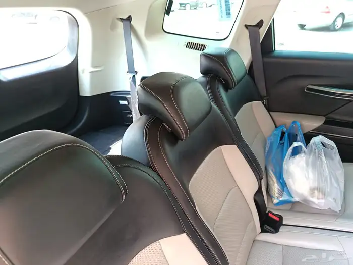 سياره جيلي اكوفانجو 2022 6