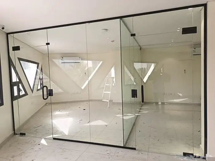 زجاج سيكوريت واعمال المونيوم 0