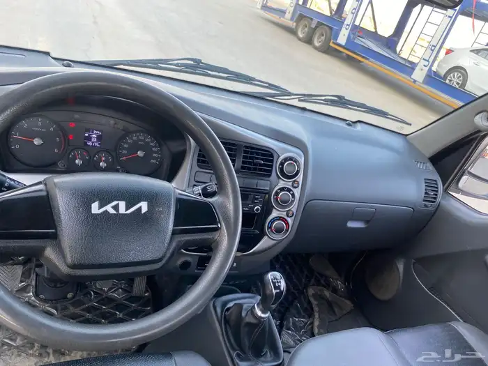 دينا كيا شبك 2023 K4000 للبيع 7