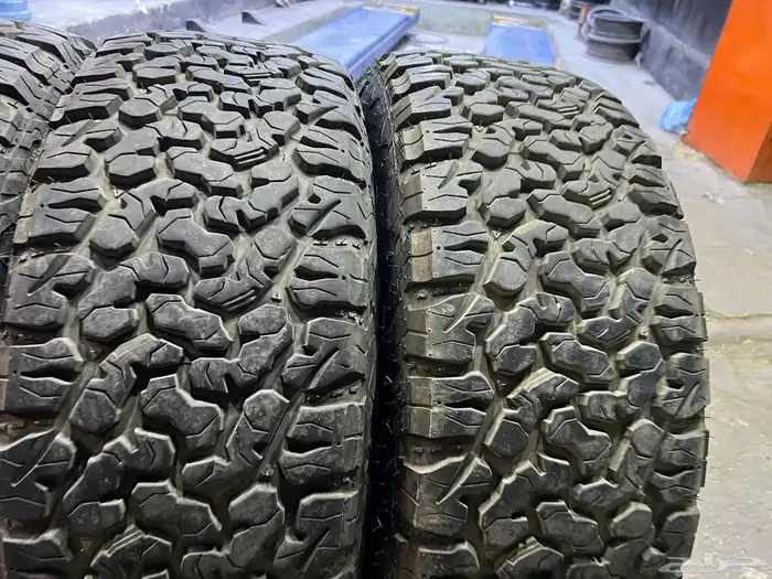 جنوط برايد لند كروزر 5 مسمار مع كفرات نص حجري مقاس275 70 17 3