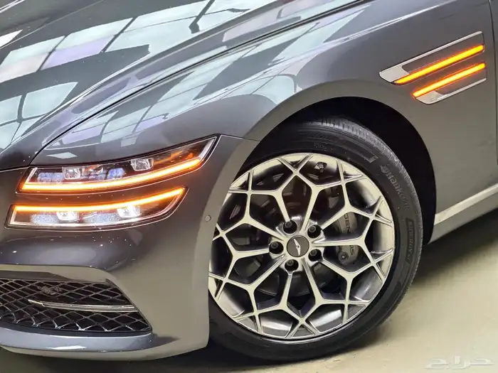 جنسيس G80 2021 6