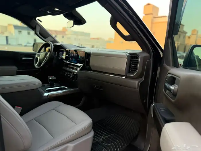 سلفرادو 2024 ترل بوس فل اعلى فئه للبيع 13