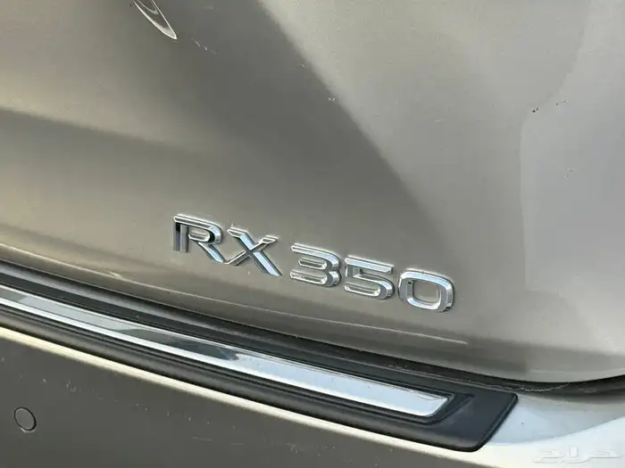 لكزس RX350 موديل 2020 4