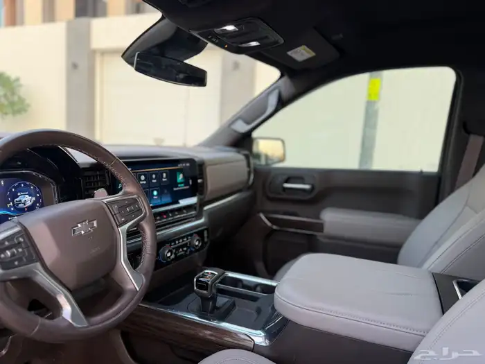 سلفرادو 2024 ترل بوس فل اعلى فئه للبيع 9