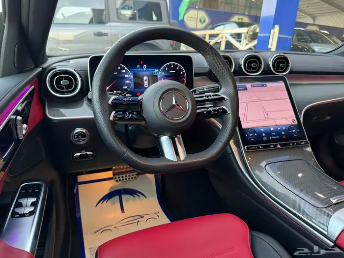 مرسيدس C300 2024 Full options عداد 7 الاف 10