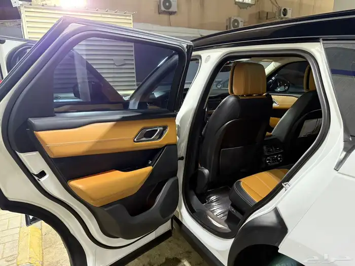 لاند روفر فلاير 8