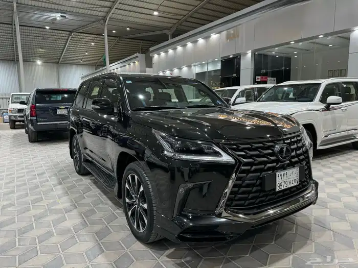 لكزس 2021 LX 570 بلاك اديشين شررط وكالة 1