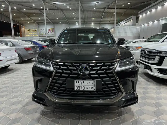 لكزس 2021 LX 570 بلاك اديشين شررط وكالة 2