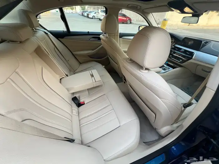 بي ام دبليو 520i 2020 (بحالة ممتازة) 19