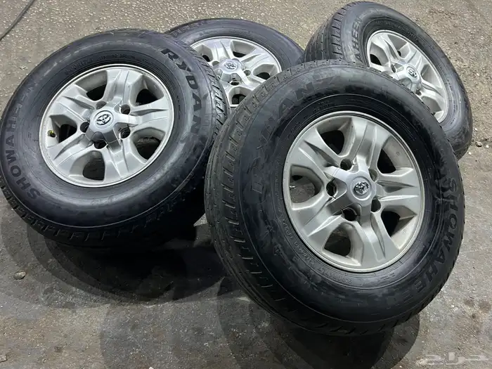 جنوط جيب لاند كروزر 2007 اصلي مع كفرات شاهين 900.17 ت23 14