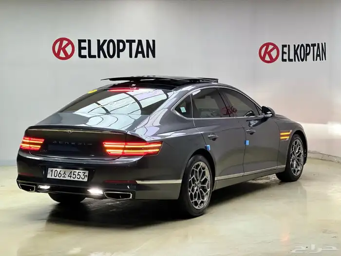 جنسيس G80 2021 12