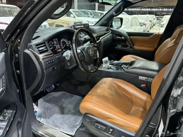 لكزس 2021 LX 570 بلاك اديشين شررط وكالة 9