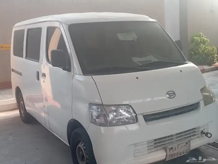 باص دايهاتسو موديل 2014 3
