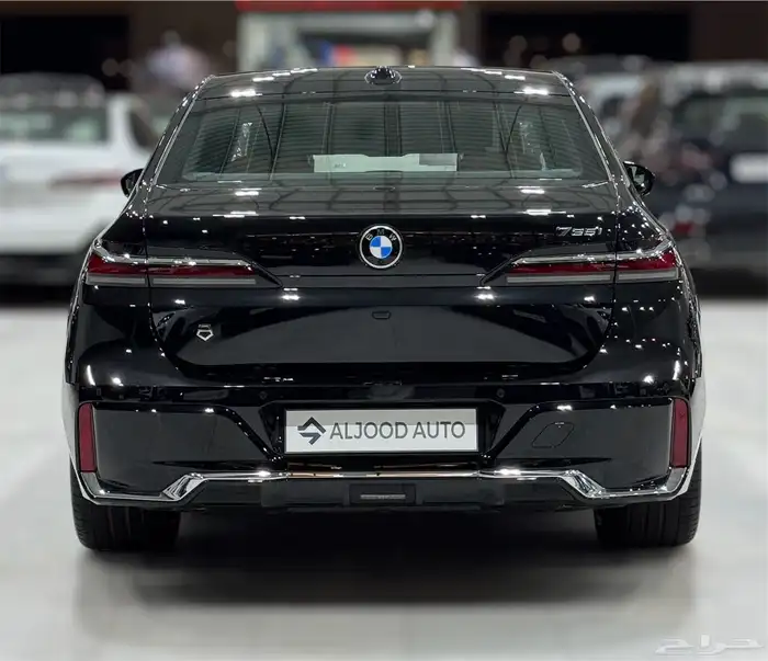 بي ام دبليو BMW 735 i - إم كت موديل 2026 فل كامل 4