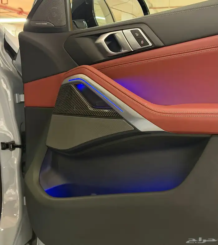 بي ام دبليو 2024 X6 11