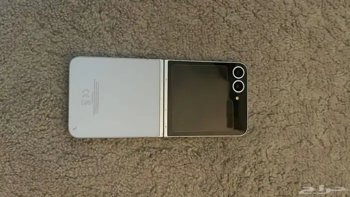 جالكسي فليب زد 6 0