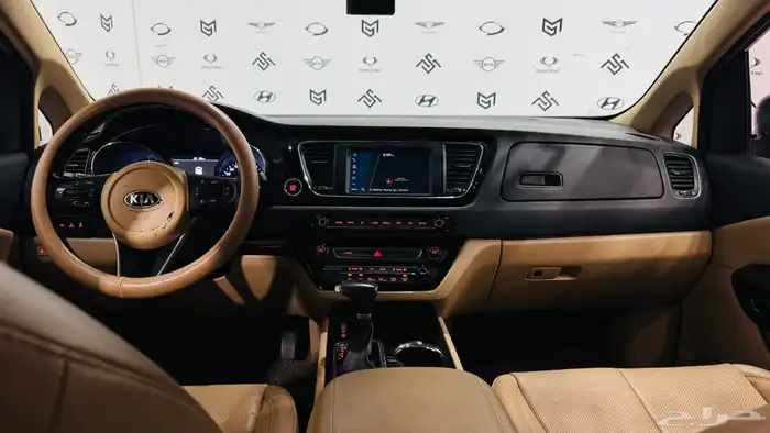 كيا كارنفال 9 راكب بطاقة جمركية 10