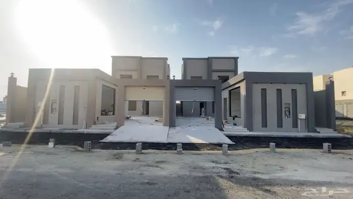 للبيع فيلا حي العزيزيه الخبر مساحه 480 م 0