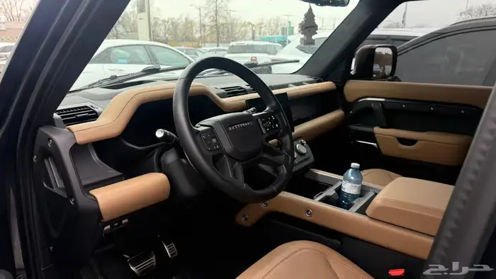 للبيع ديفندر 2025 - V8 - 525 شبه اصفار وارد كندا 7