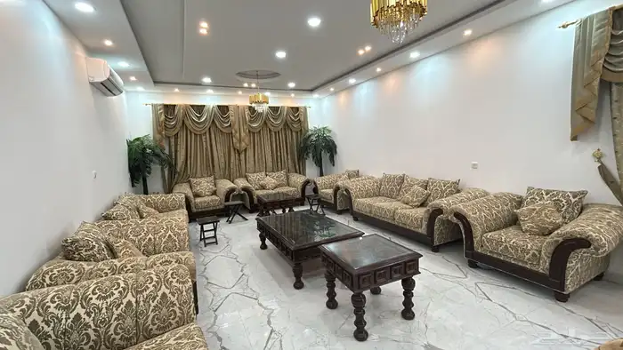 كنب ملكي خشب زان روماني 4