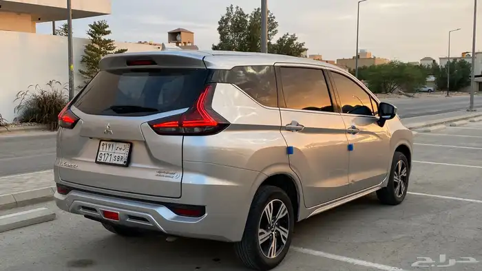 مستبيشي اكسباندر 3