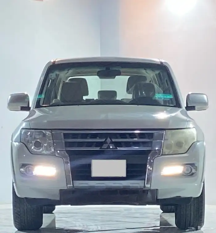 متسوبشي باجيرو GLS 2016 1