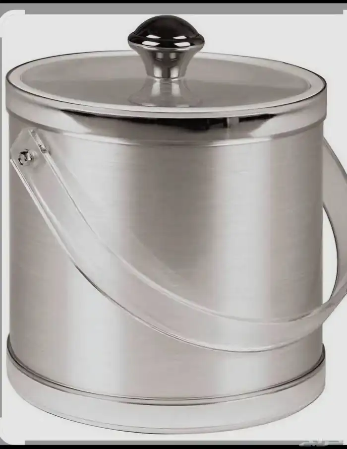 مصمم لحمل مكعبات الثلج أو زجاجات المشروبات الباردة. يأتي مع 0