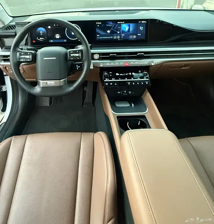 هونداي ازيرا 2023 ( بنزين ) فل كامل شبه جديدة للبيع 16