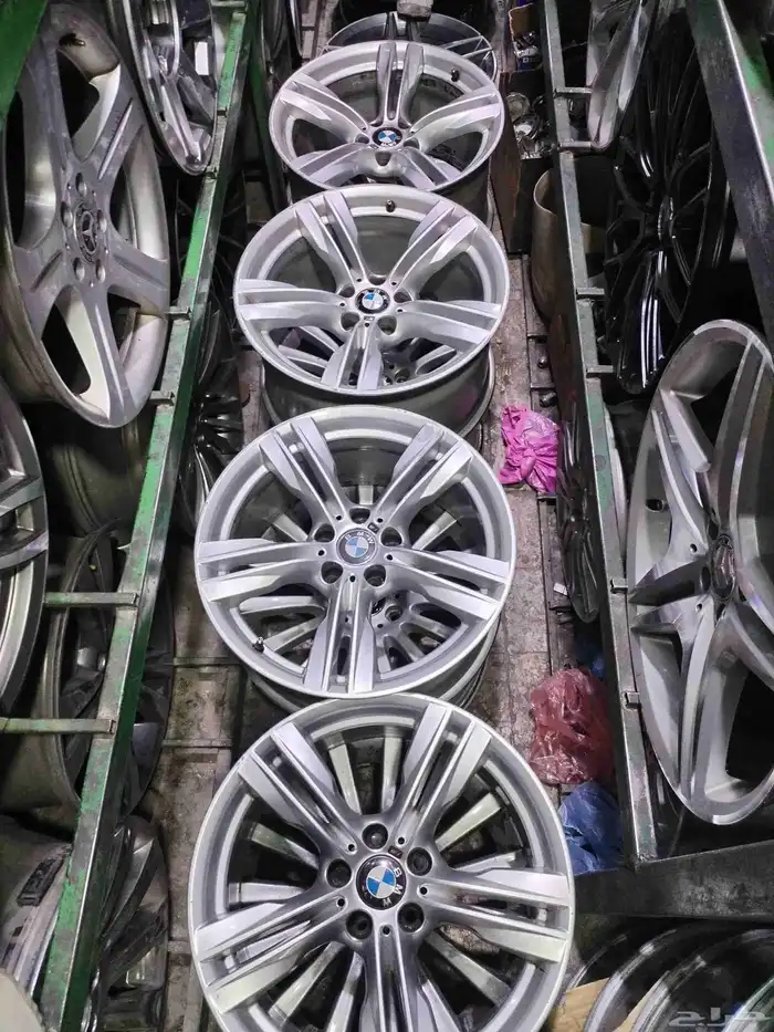 جنوط BMW ام كت مقاس 19 اصلي وكاله نضيف مره 4