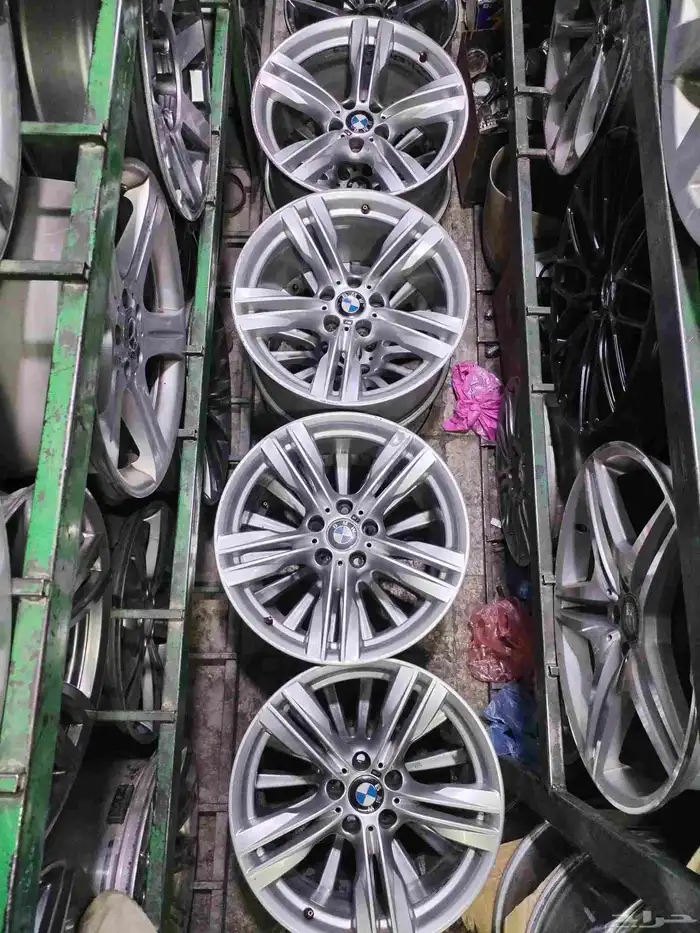 جنوط BMW ام كت مقاس 19 اصلي وكاله نضيف مره 0