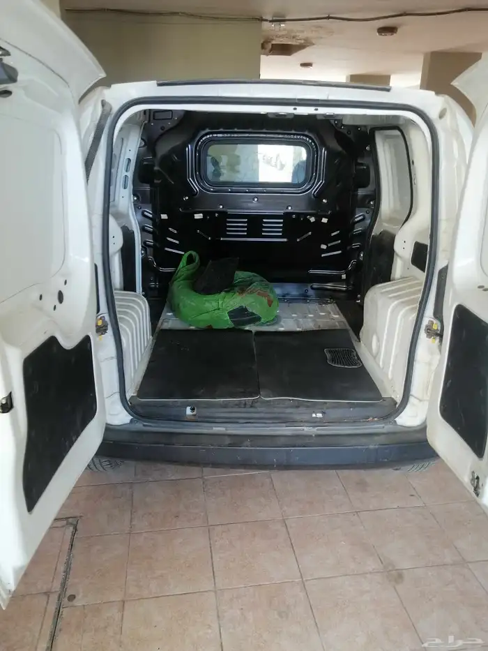 سياره فيات لنقل البضائع والطلابات موديل 2019 للايجار الشهري 3