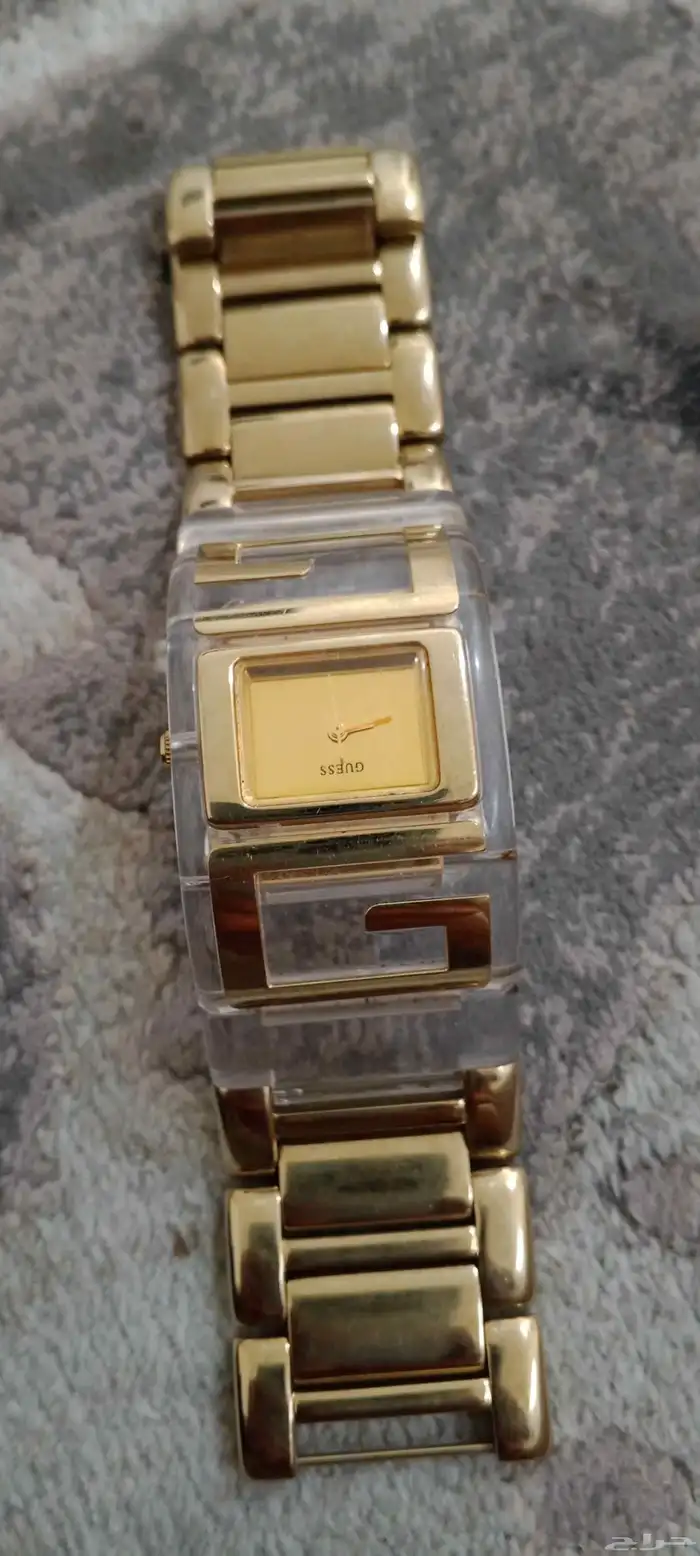 ساعتين ماركة نسائيه 1