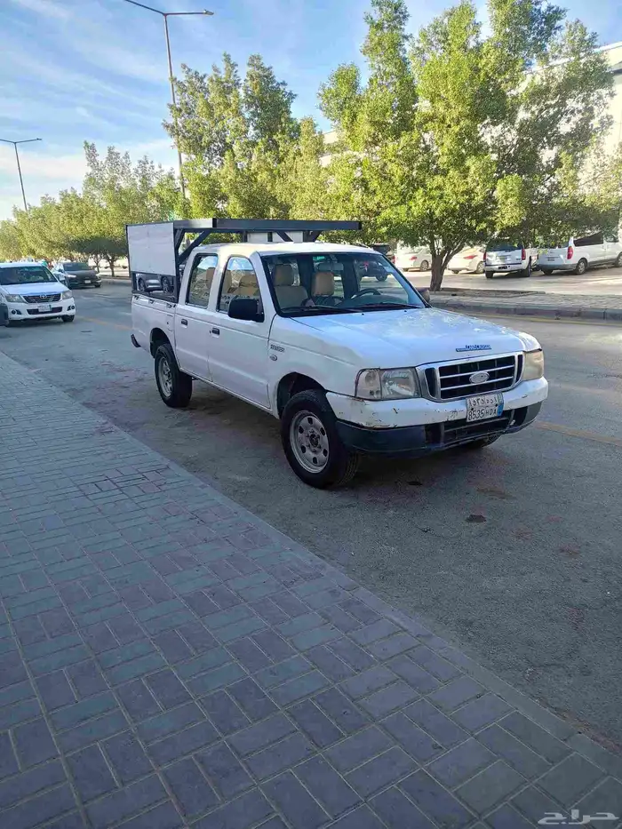 وانيت فورد رينجر موديل 2005 1