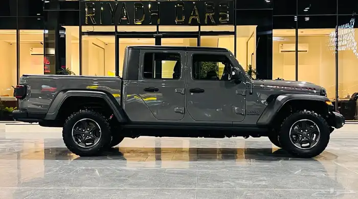 جيب جلاديتور (روبيكون) 2021 (بحالة الوكالة) 3