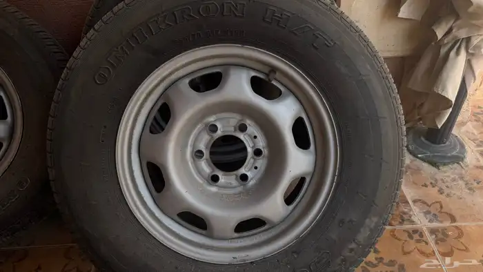 بدون دبلF-150 غمارة V8 ممشى قليل 2013 11