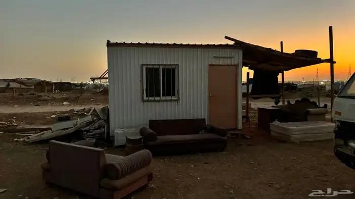 مبسط اعلاف للبيع دنه و بركس غرفه للبيع 4