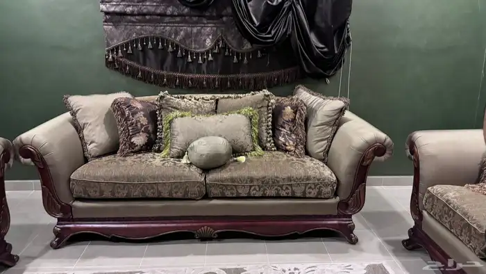 كنب 3 قطع مع السجادة 0