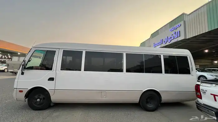 ميتسوبيشي 2009روزا 30 راكب ديزل 3