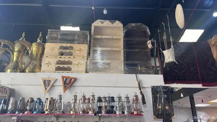 كمار تراثية وطاولات تراثية ومستلزمات مجالس خشبية 22