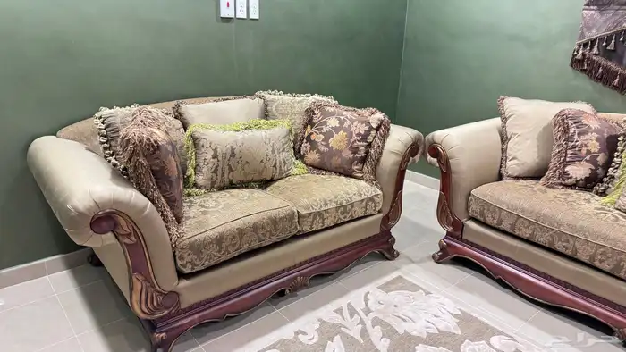 كنب 3 قطع مع السجادة 1