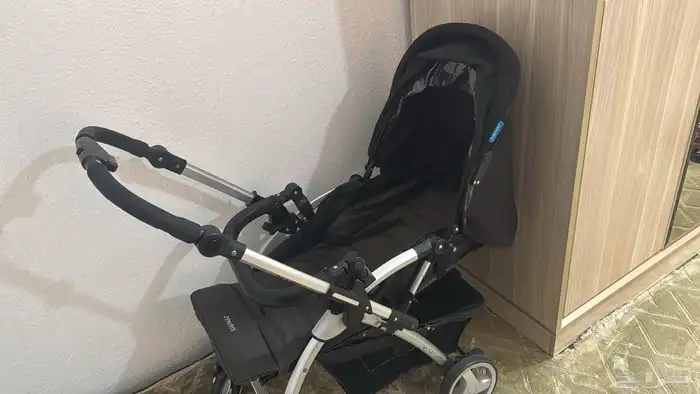 عربة أطفال من ماركة جونيور العيوب الحزام مكسور السعر 160 0