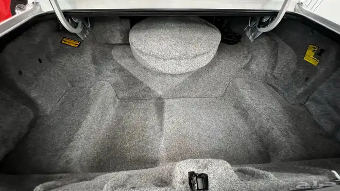 لينكولن تاون كار 1992 بريزيدينت 13