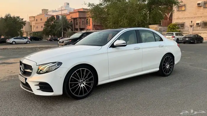 مرسيدس E300 2017 3