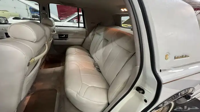 لينكولن تاون كار 1992 بريزيدينت 20